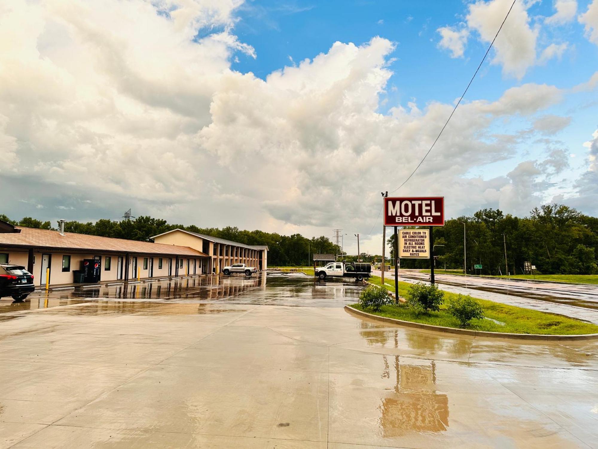 Bel Air Motel Wood River ภายนอก รูปภาพ